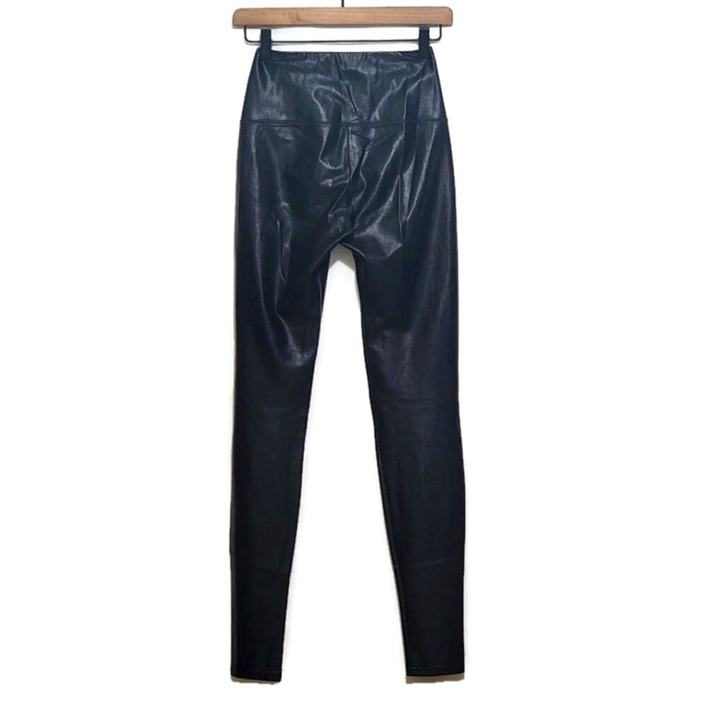 Aritzia Wilfred Free Vegan Faux Leather Black Skinny Legging Pant Chic Size XXS